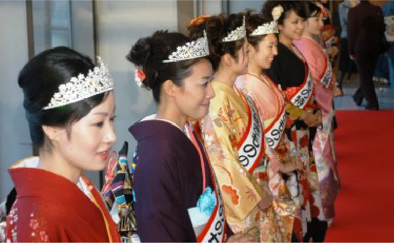 全国大会・きものの女王時代の様子